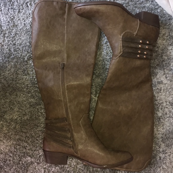 A little too small for me - Picture 1 of 4